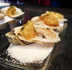 laV oysters | www.thefreshfind.com