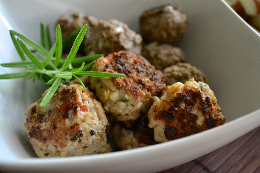 Rosemary Chicken Meatballs | www.thefreshfind.com