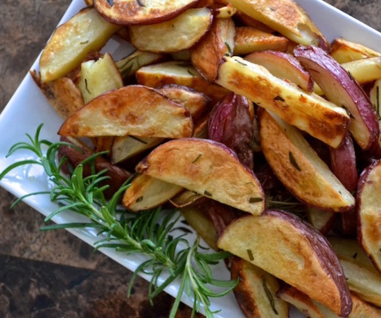 Rosemary Roasted Potatoes | www.thefreshfind.com