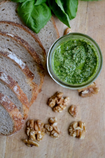 Vegan Bail Pesto