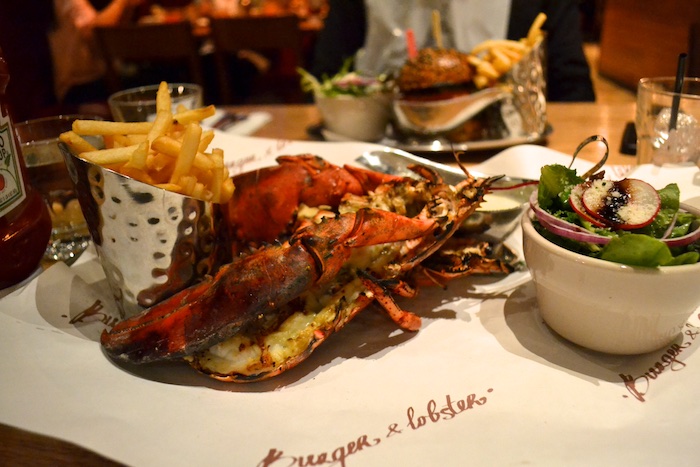 Burger and Lobster | 24 hours in NYC | thefreshfind.com