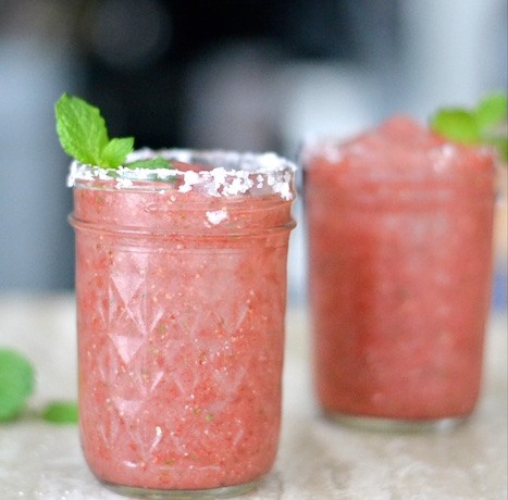 Skinny Watermelon Mint Margaritas | thefreshfind.com