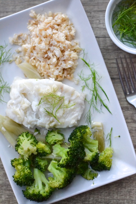 Steamed Cod with fennel and garlic | thefreshfind.com