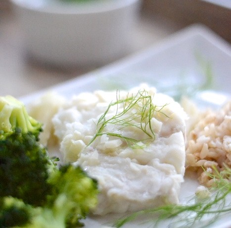 Steamed Cod with fennel and garlic | thefreshfind.com