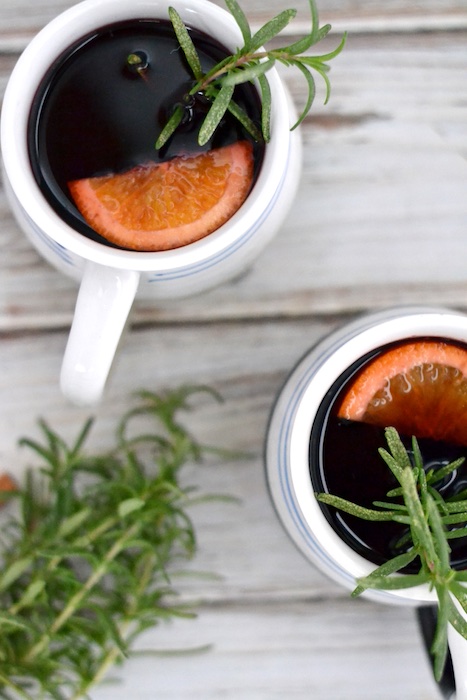 Crockpot Mulled Wine | thefreshfind.com