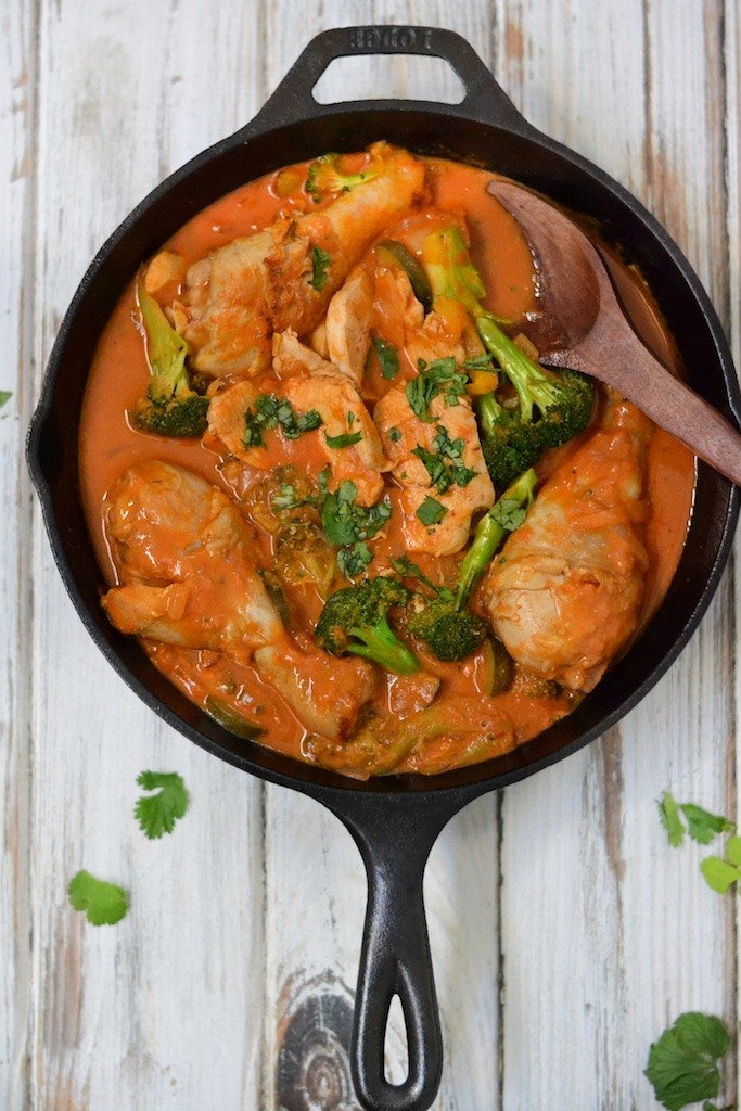 Thai Coconut Chicken Curry | thefreshfind.com