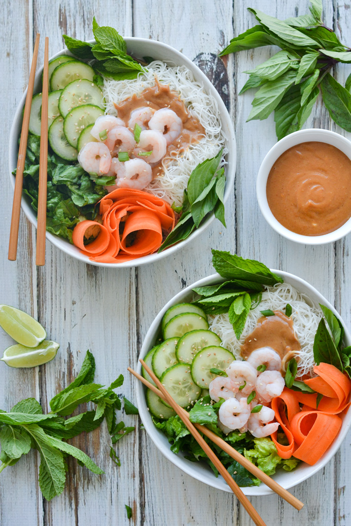 Spring Roll in a Bowl | thefreshfind.com