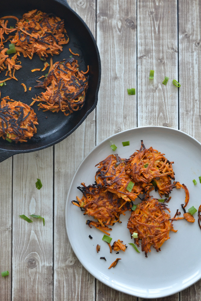 Easy Sweet Potato Latkes | thefreshfind.com